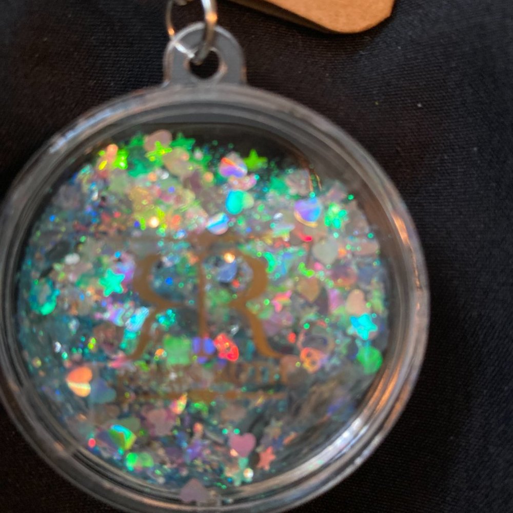 Robin Ruth GLITTER KEYCHAIN- MIAMI - Picture 5 of 7